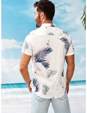 Men Leaf Print Pocket Front Hawaiian Shirt
